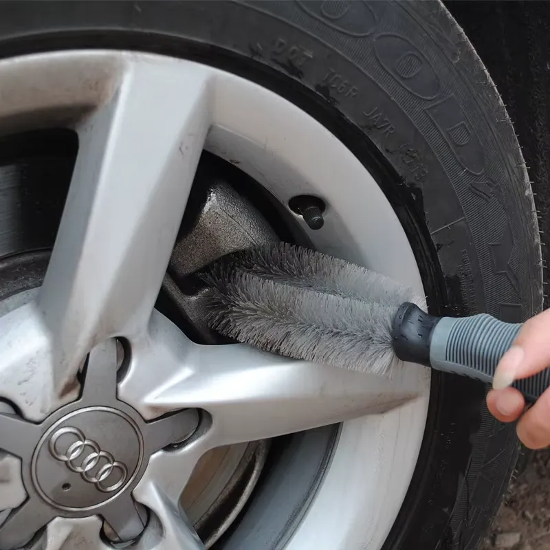 فرشاة تنظيف وغسيل الجنوط والمطاط الاحترافية (PP Wheel Brush) - الصورة 3