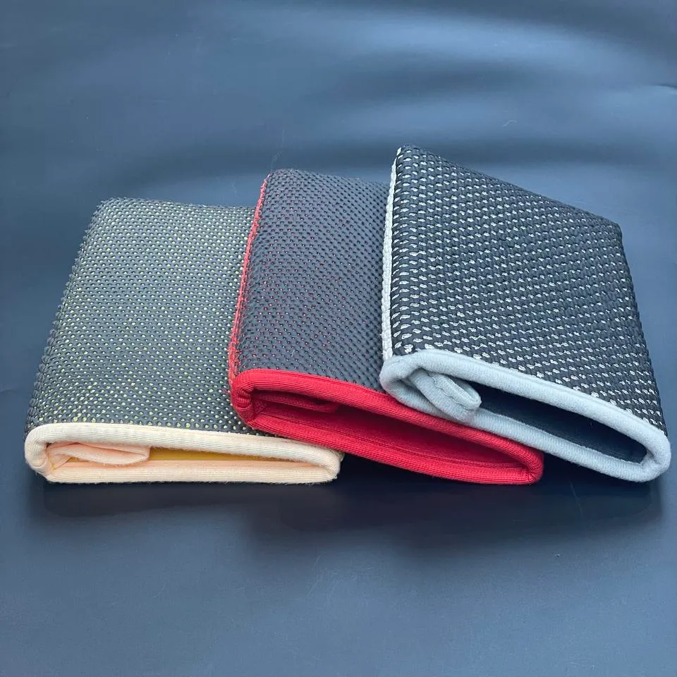قفاز شبكي لتنظيف وتلميع السيارات (Mesh Wash Mitt) - الصورة 2